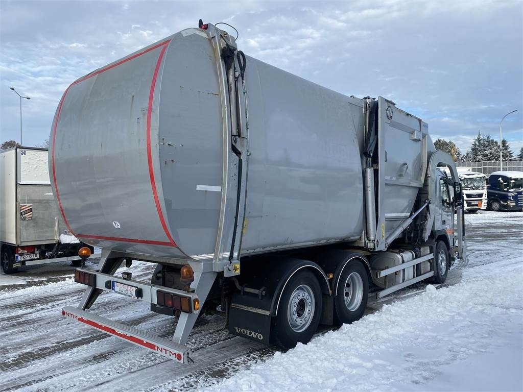 Camión de basura Volvo FM 420 6X2 / NTM / SUPER CONDITION: foto 8