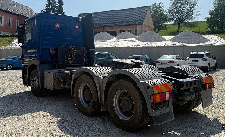 Mercedes-Benz Actros 2655 6X4 - V8 - tipp. hydr. - Cabeza tractora: foto 5 Mercedes-Benz Actros 2655 6X4 - V8 - tipp. hydr. - Cabeza tractora: foto 5