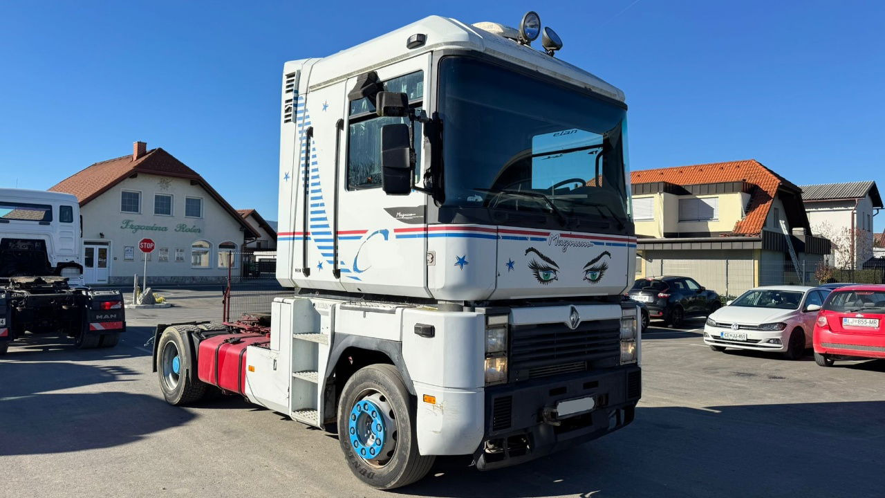 Renault Magnum 390 4X2 tractor unit - Cabeza tractora: foto 3 Renault Magnum 390 4X2 tractor unit - Cabeza tractora: foto 3