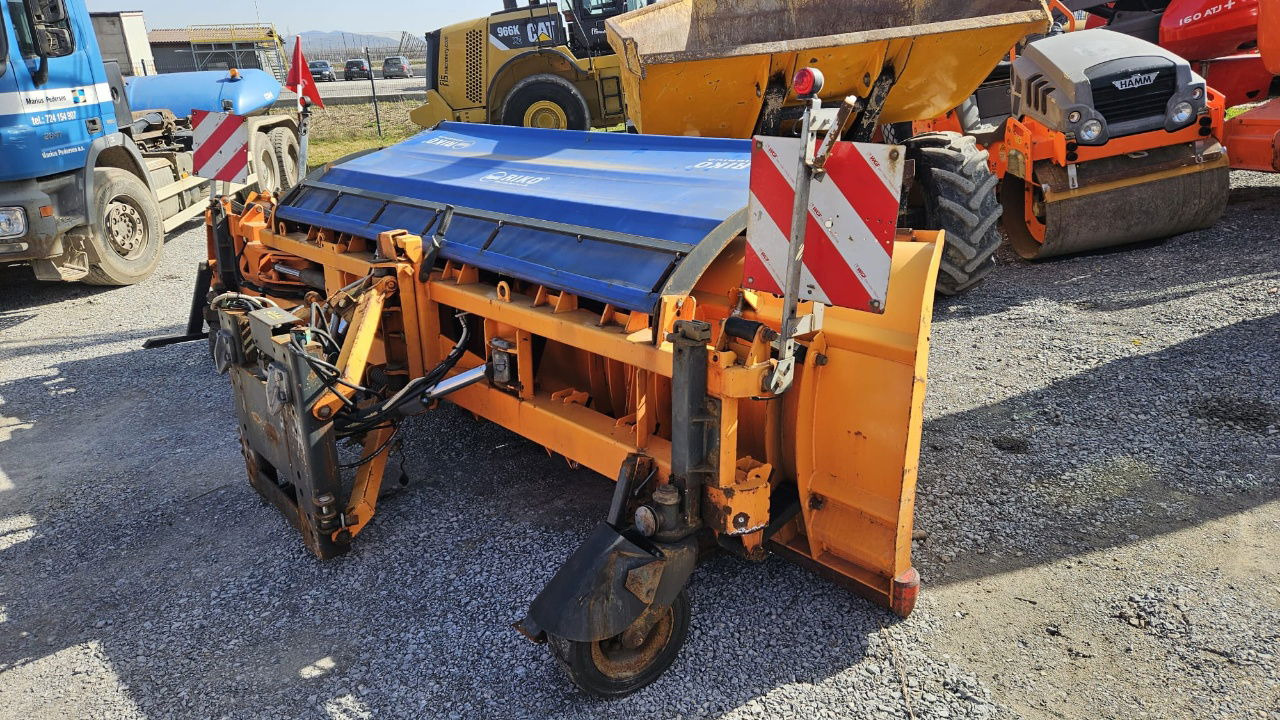 Diversen Front Snow Plow - 4.1/5M - Cuchilla quitanieves: foto 5 Diversen Front Snow Plow - 4.1/5M - Cuchilla quitanieves: foto 5