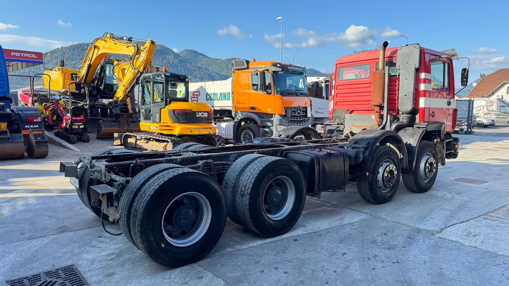 MAN 32.322 8x4 chassis - spring - Camión chasis: foto 5 MAN 32.322 8x4 chassis - spring - Camión chasis: foto 5