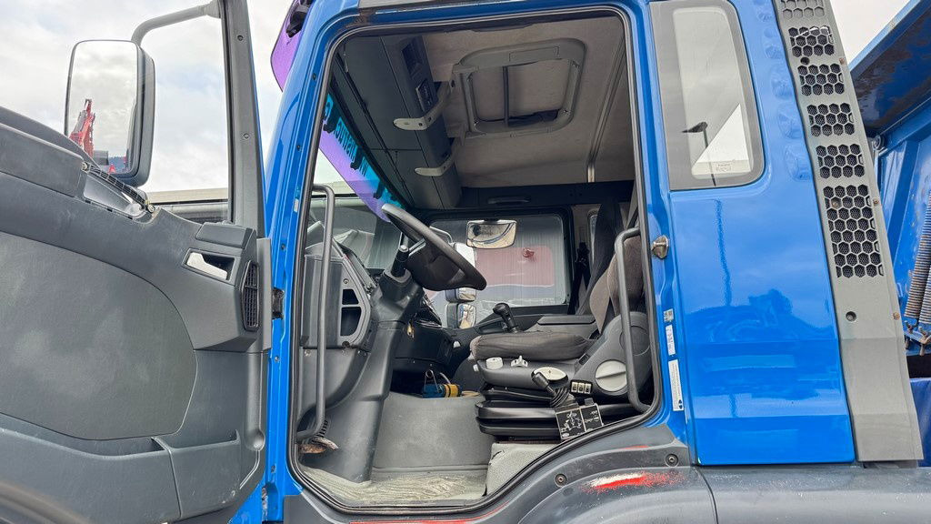 Leasing para MAN TGA 26.480 6x6 meiller tipper - euro 3  MAN TGA 26.480 6x6 meiller tipper - euro 3: foto 28