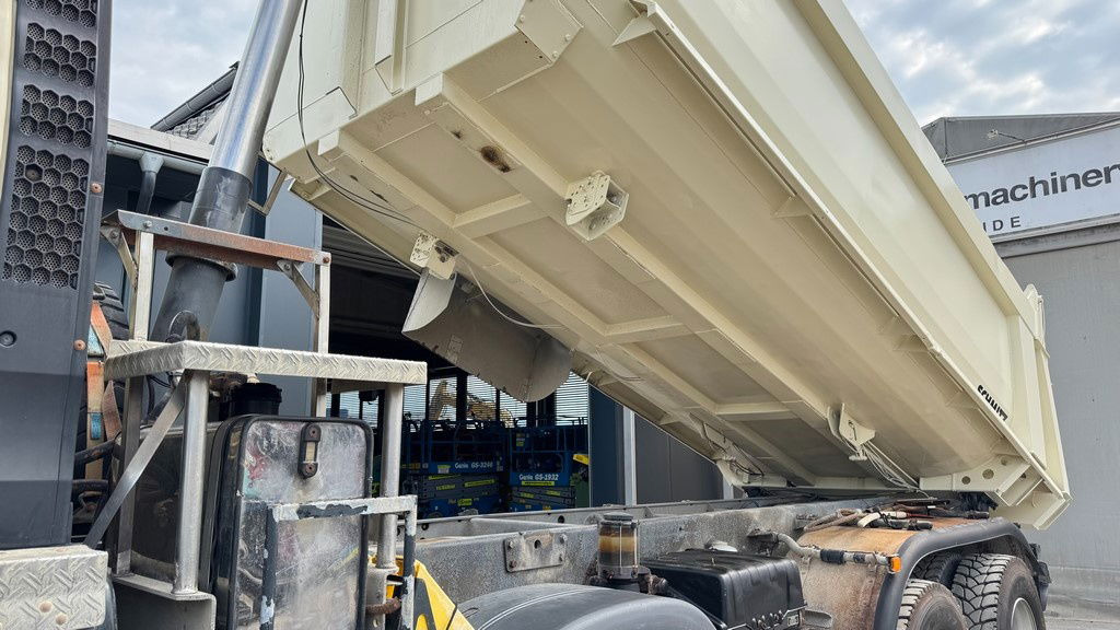 Leasing para  MAN TGS 35.480 8x4 schmitz dumper tipper MAN TGS 35.480 8x4 schmitz dumper tipper: foto 8
