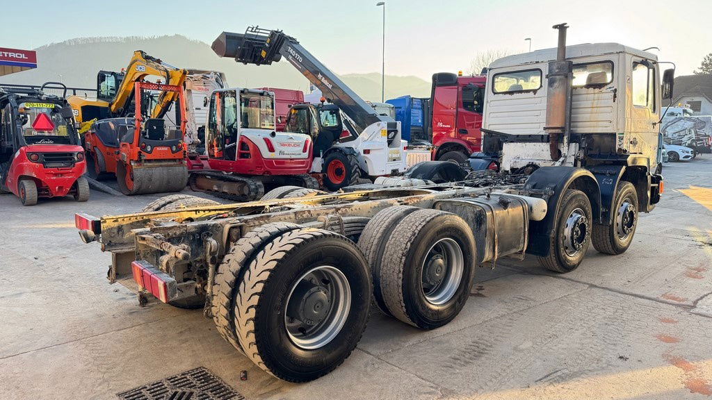 MAN - spring - Camión chasis: foto 5 MAN - spring - Camión chasis: foto 5