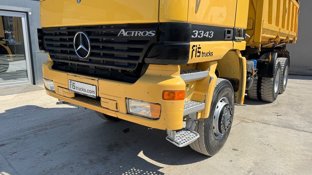Mercedes-Benz Actros 3343 AK 6x6 3 meiller tipper - bordmatic - Camión volquete: foto 2 Mercedes-Benz Actros 3343 AK 6x6 3 meiller tipper - bordmatic - Camión volquete: foto 2