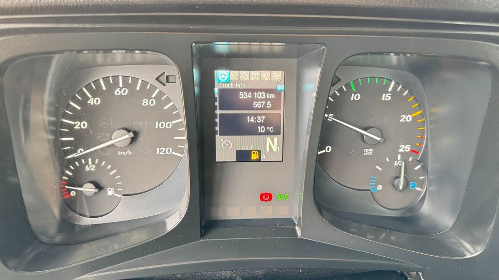 Camión volquete Mercedes-Benz Arocs 2643 6X4 meiller bordmatic tipper: foto 24 Camión volquete Mercedes-Benz Arocs 2643 6X4 meiller bordmatic tipper: foto 24