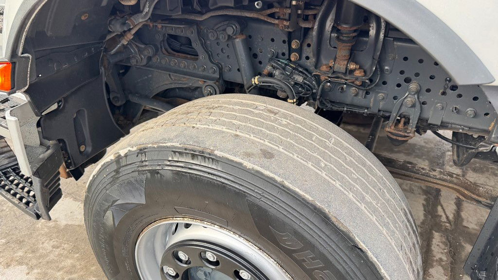 Camión volquete Mercedes-Benz Arocs 2643 6X4 meiller bordmatic tipper: foto 13 Camión volquete Mercedes-Benz Arocs 2643 6X4 meiller bordmatic tipper: foto 13