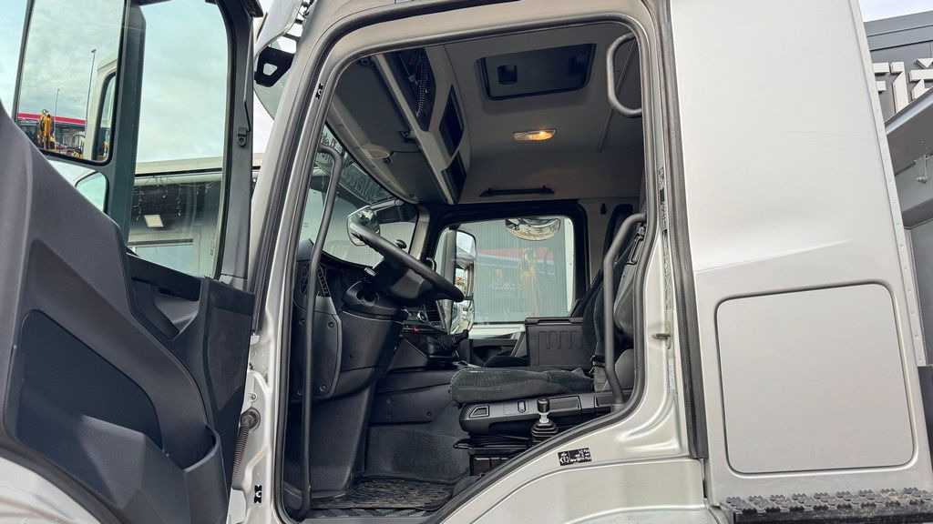 Camión volquete Mercedes-Benz Arocs 2643 6X4 meiller bordmatic tipper: foto 22 Camión volquete Mercedes-Benz Arocs 2643 6X4 meiller bordmatic tipper: foto 22