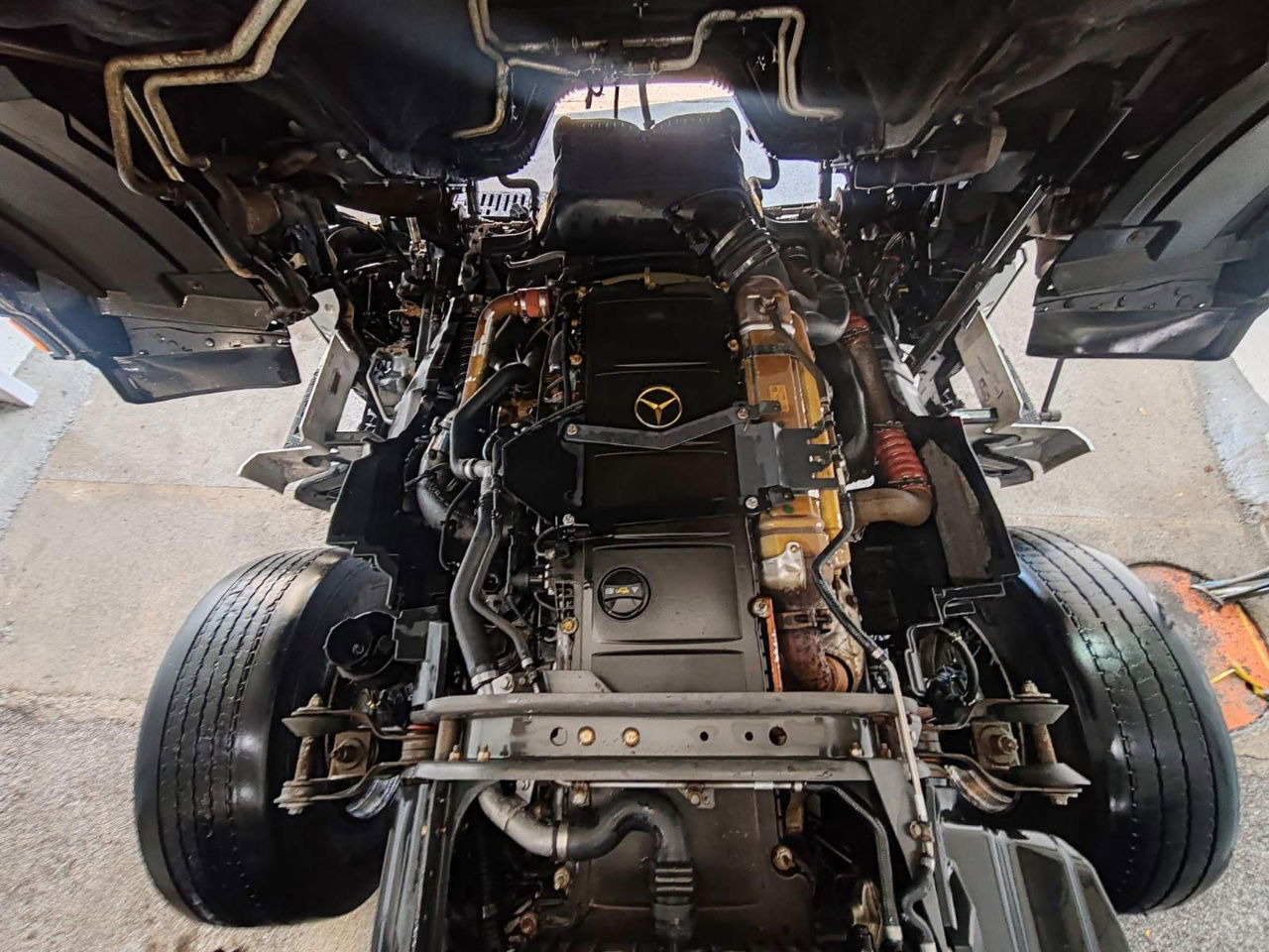 Camión volquete Mercedes-Benz Arocs 2643 6X4 meiller bordmatic tipper: foto 19 Camión volquete Mercedes-Benz Arocs 2643 6X4 meiller bordmatic tipper: foto 19