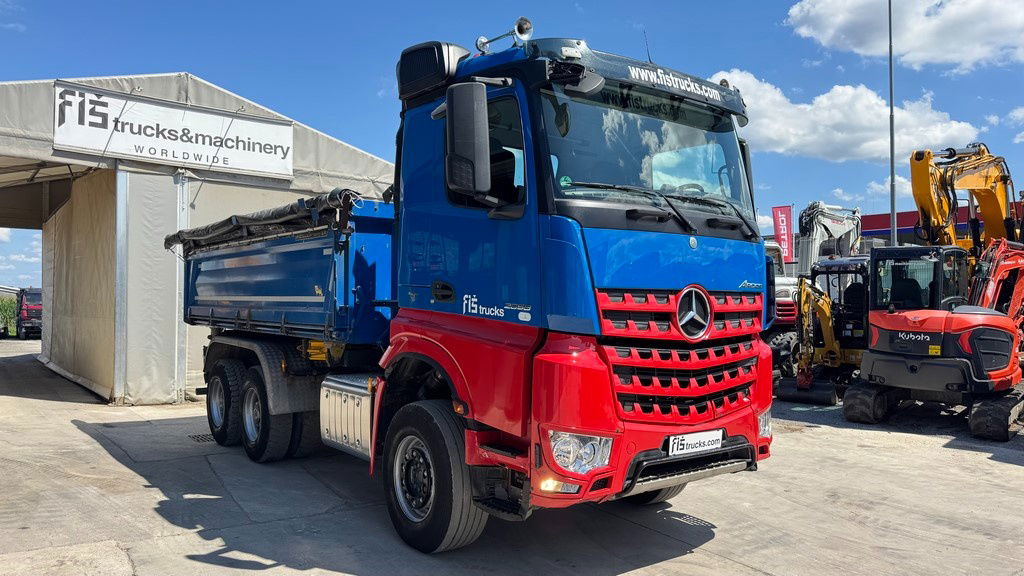 Mercedes-Benz Arocs 2658 6x4 - meiller bordmatic - retarder - Camión volquete: foto 3 Mercedes-Benz Arocs 2658 6x4 - meiller bordmatic - retarder - Camión volquete: foto 3