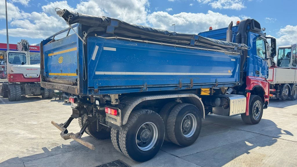Mercedes-Benz Arocs 2658 6x4 - meiller bordmatic - retarder - Camión volquete: foto 5 Mercedes-Benz Arocs 2658 6x4 - meiller bordmatic - retarder - Camión volquete: foto 5
