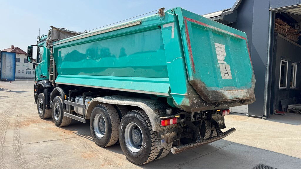 Mercedes-Benz Arocs 3248 8X4 mulda tipper - electric taurpaulin - Camión volquete: foto 5 Mercedes-Benz Arocs 3248 8X4 mulda tipper - electric taurpaulin - Camión volquete: foto 5