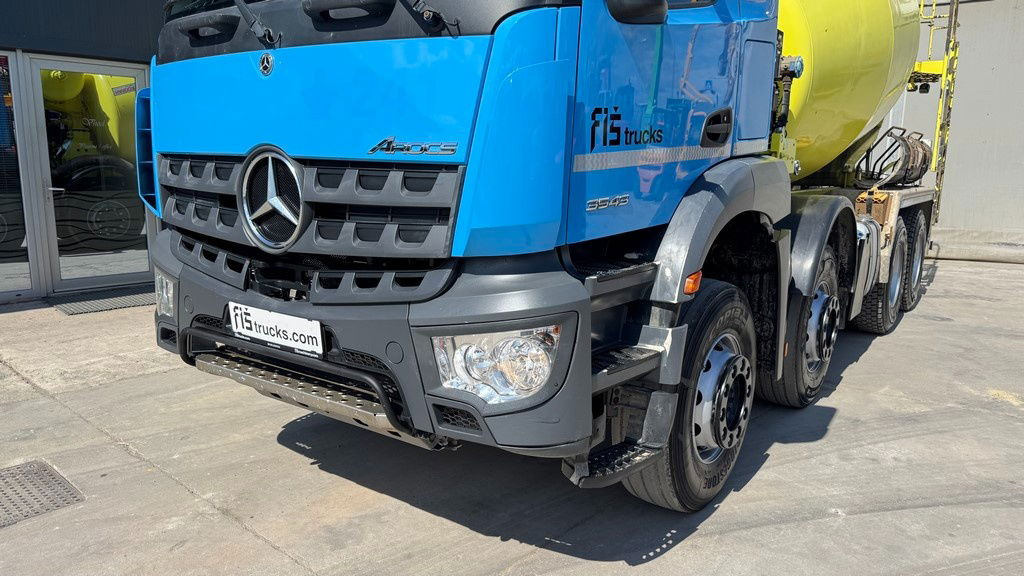 Mercedes-Benz Arocs 3543 8x4 schwing mixer 9m3 - Camión hormigonera: foto 2 Mercedes-Benz Arocs 3543 8x4 schwing mixer 9m3 - Camión hormigonera: foto 2