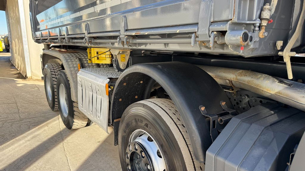 Mercedes-Benz Arocs 4148 8X4 meiller tipper - bordmatic - Camión volquete: foto 4 Mercedes-Benz Arocs 4148 8X4 meiller tipper - bordmatic - Camión volquete: foto 4