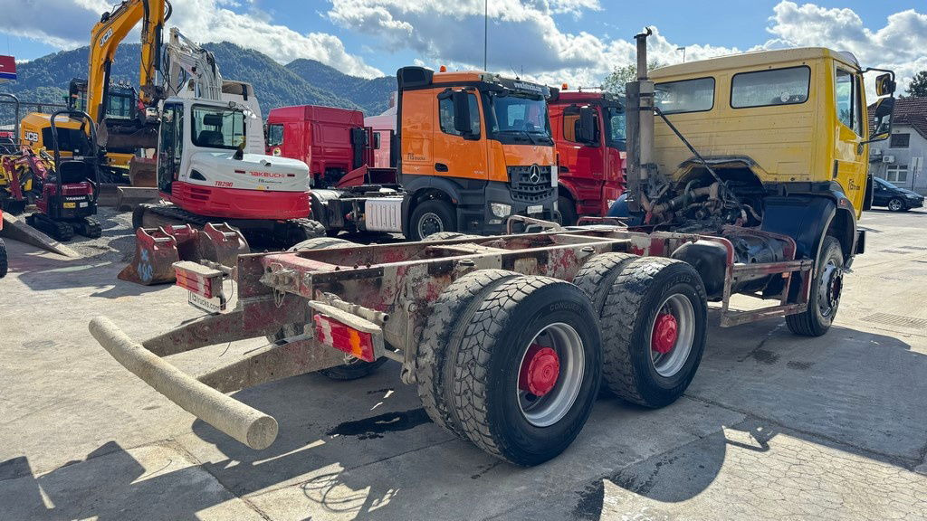 Mercedes-Benz SK 2627 6x4 chassis - V6 - full spring - Camión chasis: foto 4 Mercedes-Benz SK 2627 6x4 chassis - V6 - full spring - Camión chasis: foto 4