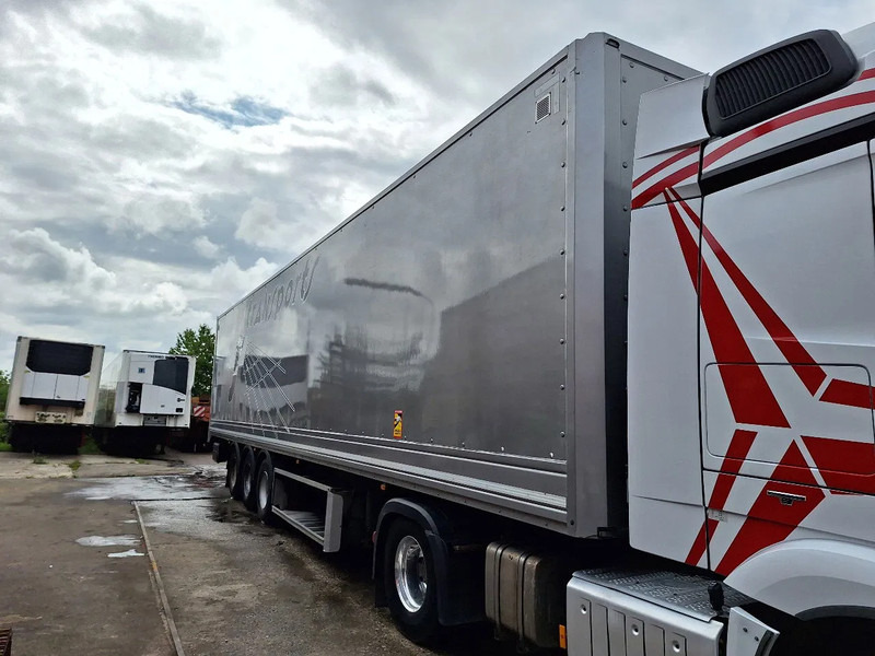 Lecitrailer 3E20 - Semirremolque caja cerrada: foto 2 Lecitrailer 3E20 - Semirremolque caja cerrada: foto 2