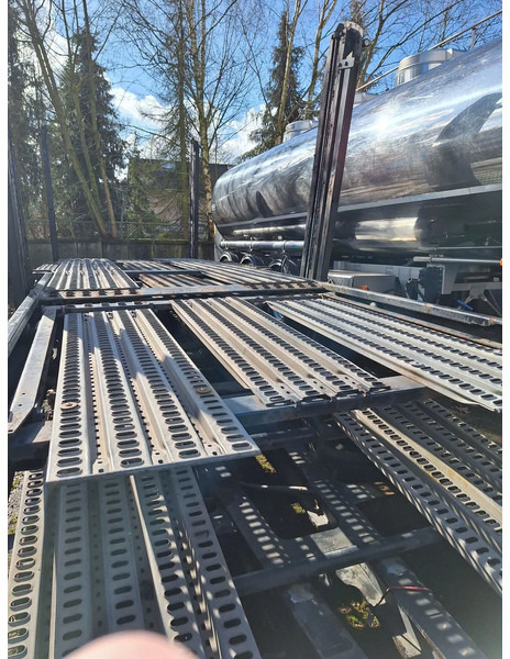 Camión portavehículos Scania R560 R560: foto 14 Camión portavehículos Scania R560 R560: foto 14