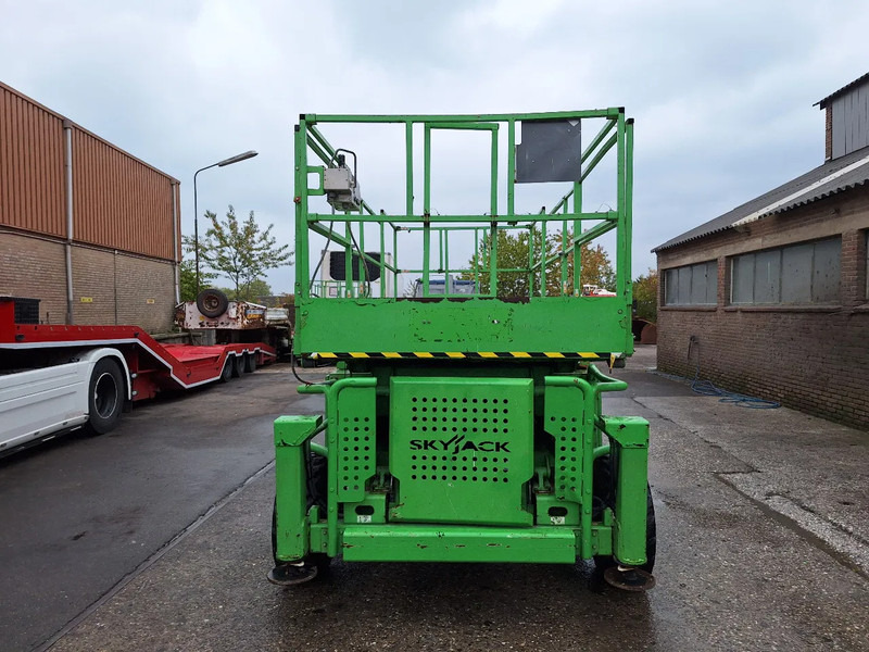 Skyjack SJ-8831 - Plataforma de tijeras: foto 2 Skyjack SJ-8831 - Plataforma de tijeras: foto 2