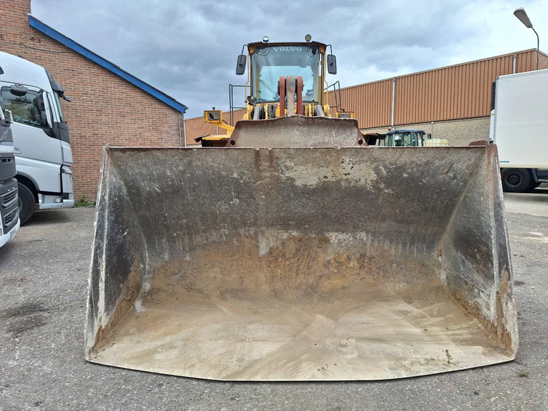 Volvo L220D - Cargadora de ruedas: foto 2 Volvo L220D - Cargadora de ruedas: foto 2