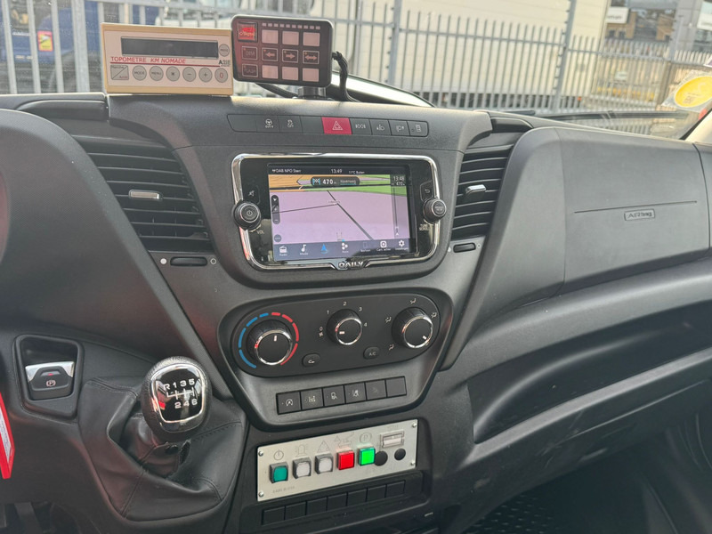 Furgoneta Iveco Daily 35S14 Werkhoogte 14 mtr, 221 draaiuren 18.215 km: foto 15 Furgoneta Iveco Daily 35S14 Werkhoogte 14 mtr, 221 draaiuren 18.215 km: foto 15
