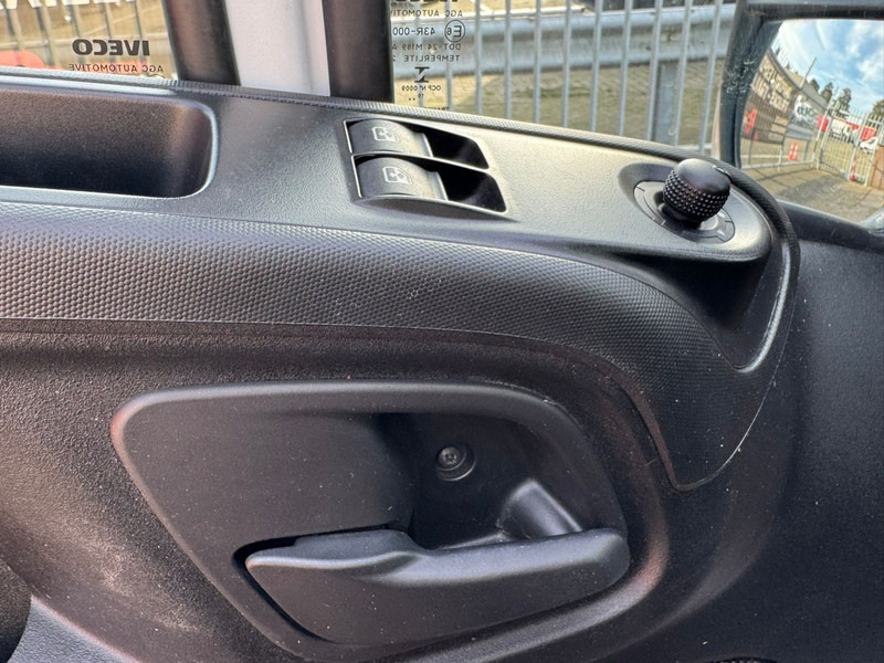 Furgoneta Iveco Daily 35S14 Werkhoogte 14 mtr, 221 draaiuren 18.215 km: foto 14 Furgoneta Iveco Daily 35S14 Werkhoogte 14 mtr, 221 draaiuren 18.215 km: foto 14