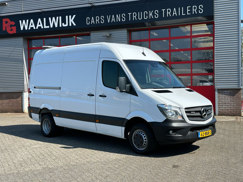 Mercedes-Benz Sprinter 519 cdi V6 - Camión caja cerrada: foto 1 Mercedes-Benz Sprinter 519 cdi V6 - Camión caja cerrada: foto 1