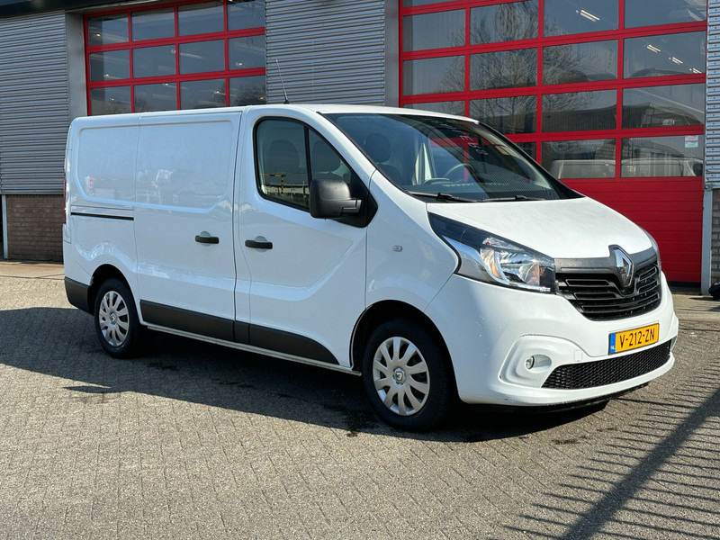 Renault Trafic 1.6 dCi T27 - Furgoneta pequeña: foto 1 Renault Trafic 1.6 dCi T27 - Furgoneta pequeña: foto 1
