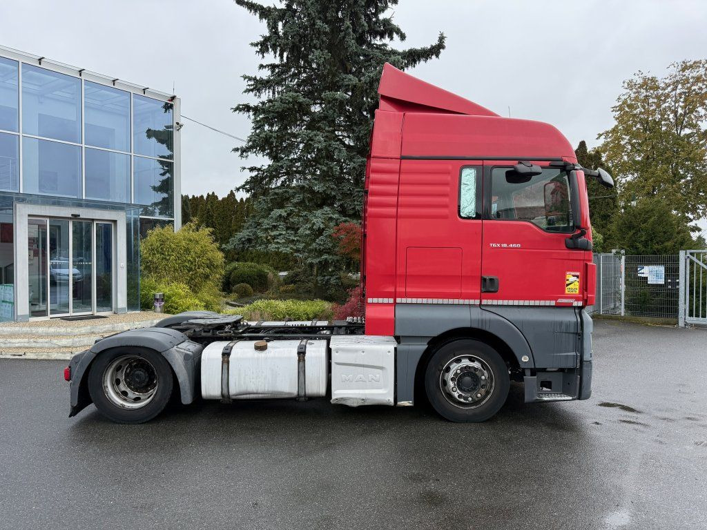 MAN TGX18.460 EURO 6 MEGA/lowdeck NEW TACHO RETARDER - Cabeza tractora: foto 3 MAN TGX18.460 EURO 6 MEGA/lowdeck NEW TACHO RETARDER - Cabeza tractora: foto 3