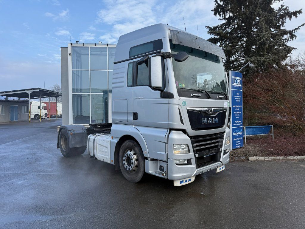 MAN TGX18.500 EURO 6 - Cabeza tractora: foto 2 MAN TGX18.500 EURO 6 - Cabeza tractora: foto 2