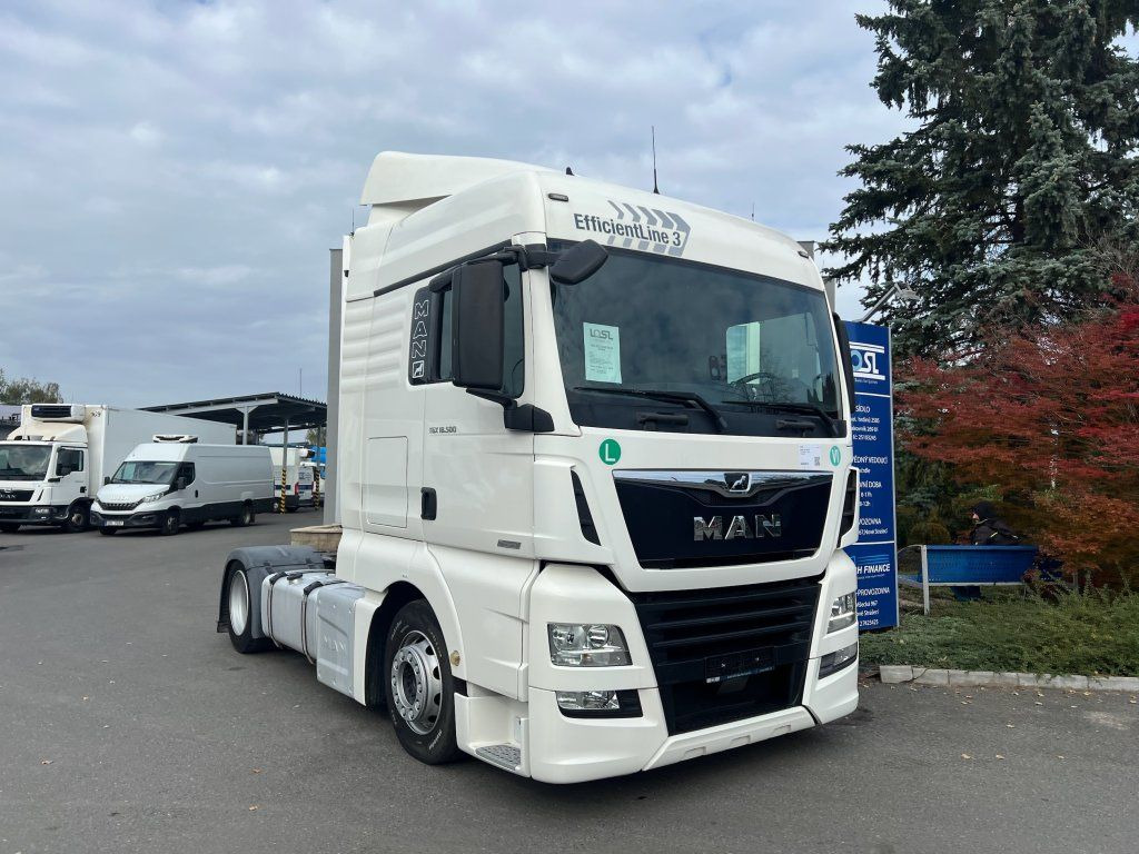 MAN TGX18.500 MEGA/lowdeck - Cabeza tractora: foto 2 MAN TGX18.500 MEGA/lowdeck - Cabeza tractora: foto 2