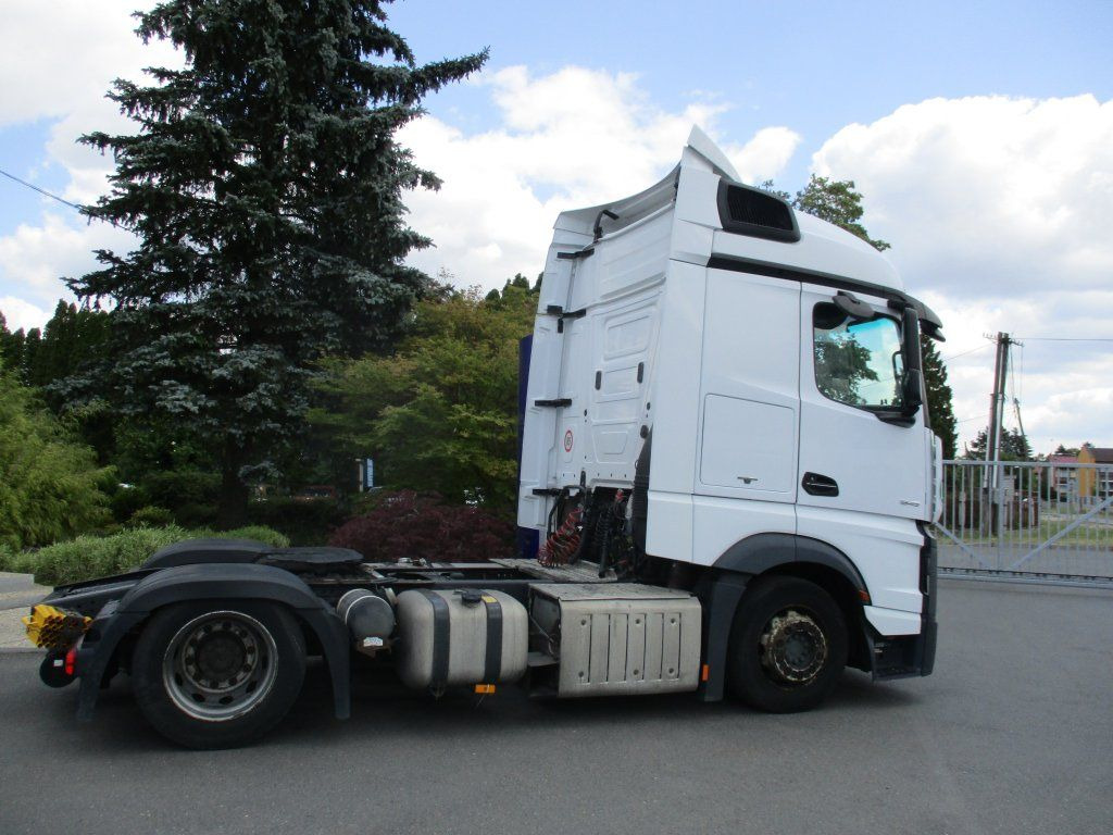 Mercedes-Benz 1845 Actros EURO 6 MEGA/lowdeck - Cabeza tractora: foto 4 Mercedes-Benz 1845 Actros EURO 6 MEGA/lowdeck - Cabeza tractora: foto 4