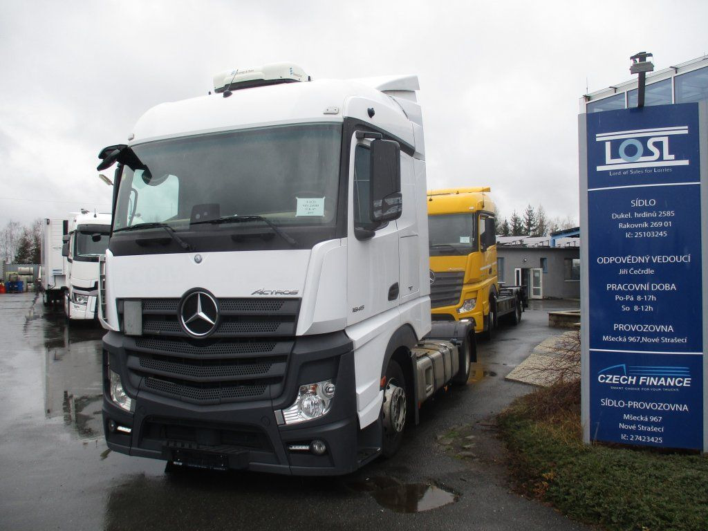 Mercedes-Benz 1845 Actros EURO 6 MEGA/lowdeck - Cabeza tractora: foto 1 Mercedes-Benz 1845 Actros EURO 6 MEGA/lowdeck - Cabeza tractora: foto 1