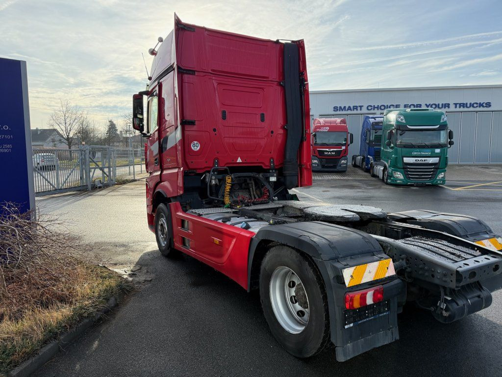Mercedes-Benz 1848 Actros Gigaspace - Cabeza tractora: foto 4 Mercedes-Benz 1848 Actros Gigaspace - Cabeza tractora: foto 4