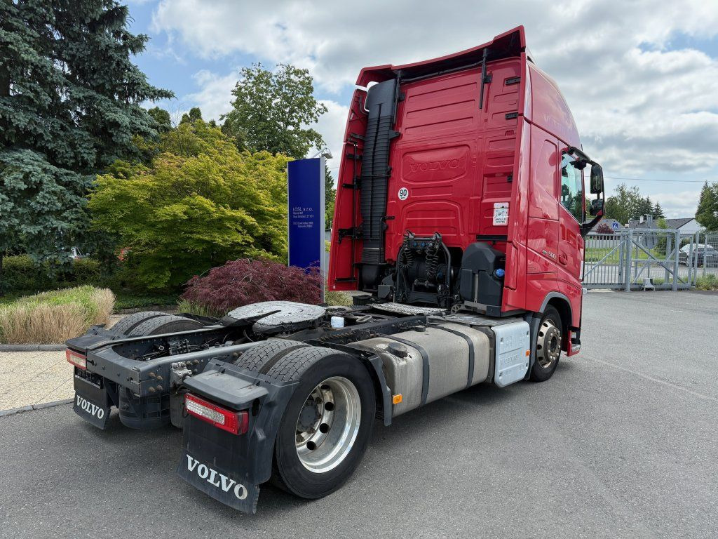 Volvo FH500 EURO 6 MEGA/lowdeck - Cabeza tractora: foto 3 Volvo FH500 EURO 6 MEGA/lowdeck - Cabeza tractora: foto 3