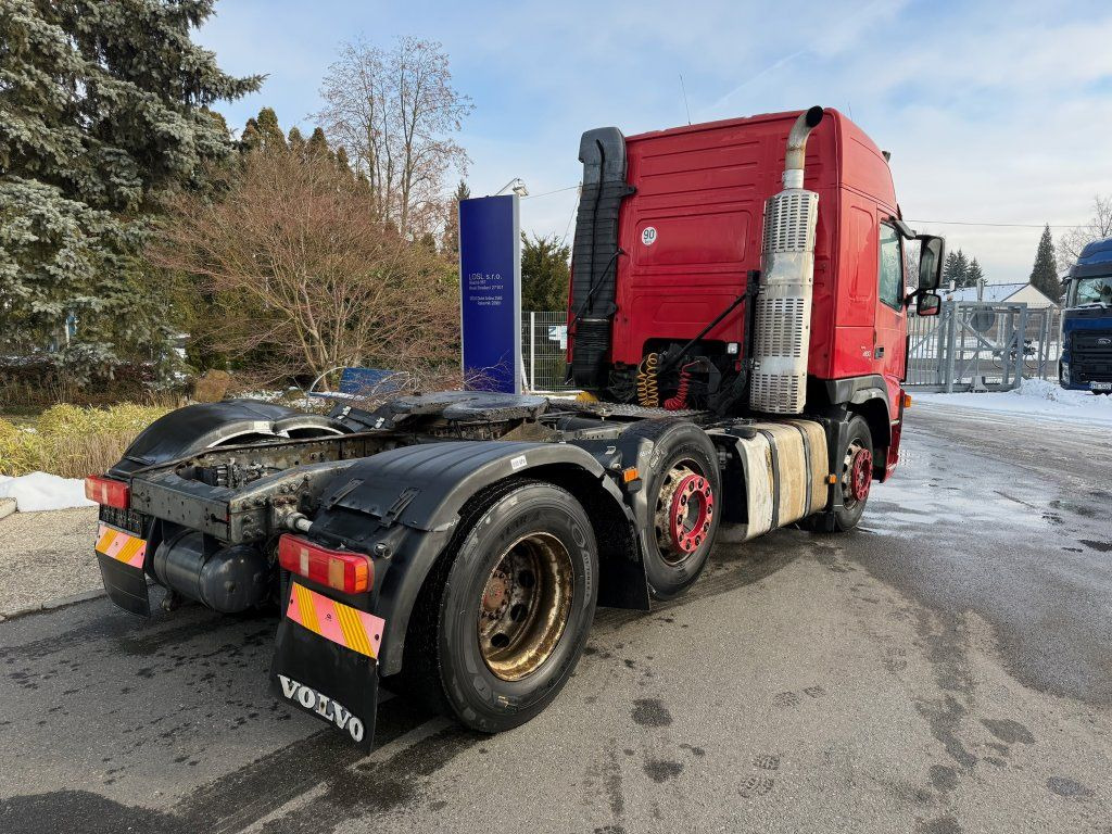 Volvo FM12.460 6x2 EURO 3 - Cabeza tractora: foto 4 Volvo FM12.460 6x2 EURO 3 - Cabeza tractora: foto 4