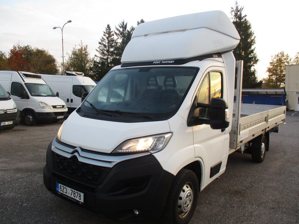 Citroën Jumper 2,0 BlueHDi - Furgoneta caja abierta: foto 1 Citroën Jumper 2,0 BlueHDi - Furgoneta caja abierta: foto 1