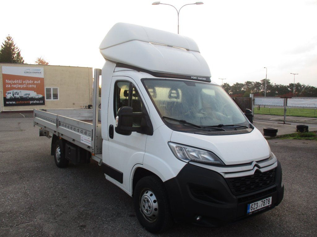 Citroën Jumper 2,0 BlueHDi - Furgoneta caja abierta: foto 2 Citroën Jumper 2,0 BlueHDi - Furgoneta caja abierta: foto 2