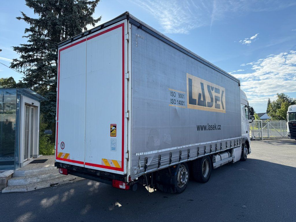 DAF XF440 EURO 6 6x2 - Camión lona: foto 4 DAF XF440 EURO 6 6x2 - Camión lona: foto 4