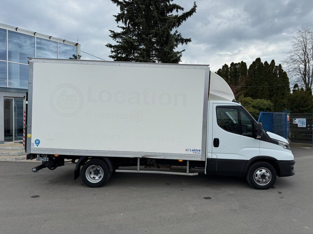 Iveco 35C16 Daily 3,0l - Furgoneta caja cerrada: foto 2 Iveco 35C16 Daily 3,0l - Furgoneta caja cerrada: foto 2
