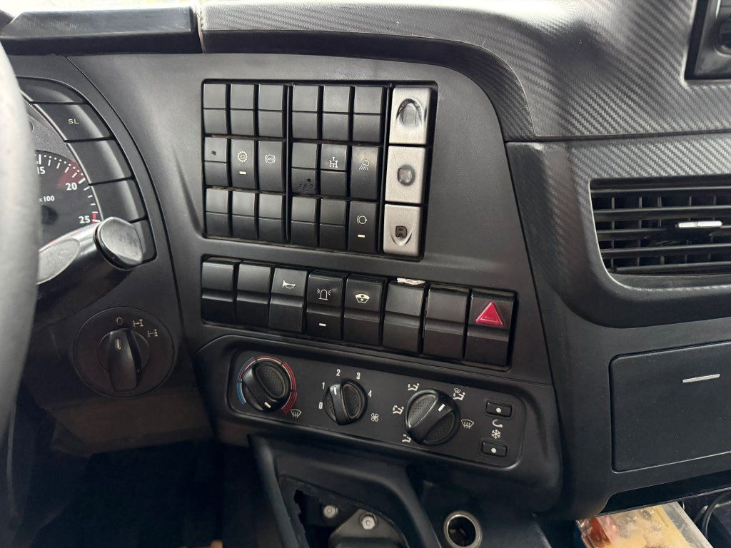 Camión volquete Iveco AD340T45 Trakker 8x4 Euro 6: foto 15 Camión volquete Iveco AD340T45 Trakker 8x4 Euro 6: foto 15