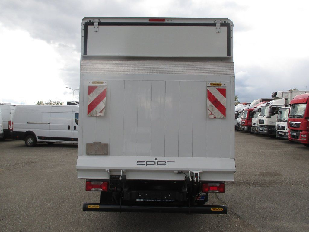Iveco Daily 35C16 - Furgoneta caja cerrada: foto 5 Iveco Daily 35C16 - Furgoneta caja cerrada: foto 5