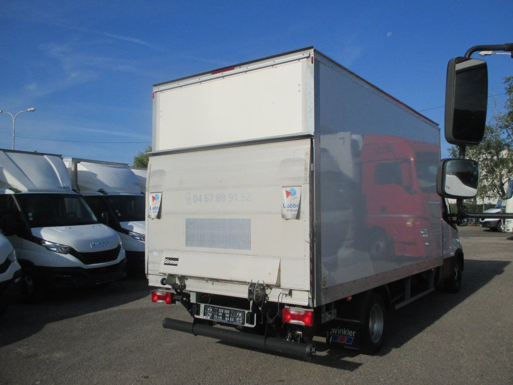 Iveco Daily 35C16 - Furgoneta caja cerrada: foto 5 Iveco Daily 35C16 - Furgoneta caja cerrada: foto 5