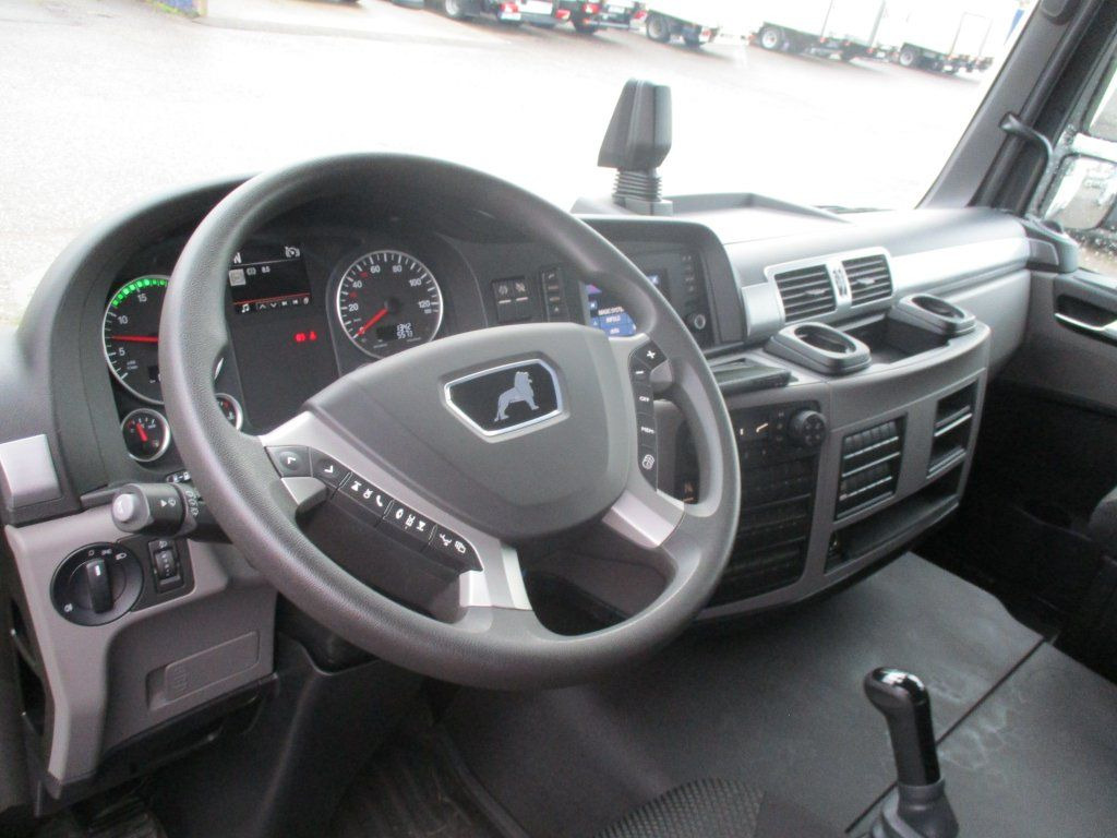 MAN TGL 8.190 - Camión caja cerrada: foto 4 MAN TGL 8.190 - Camión caja cerrada: foto 4