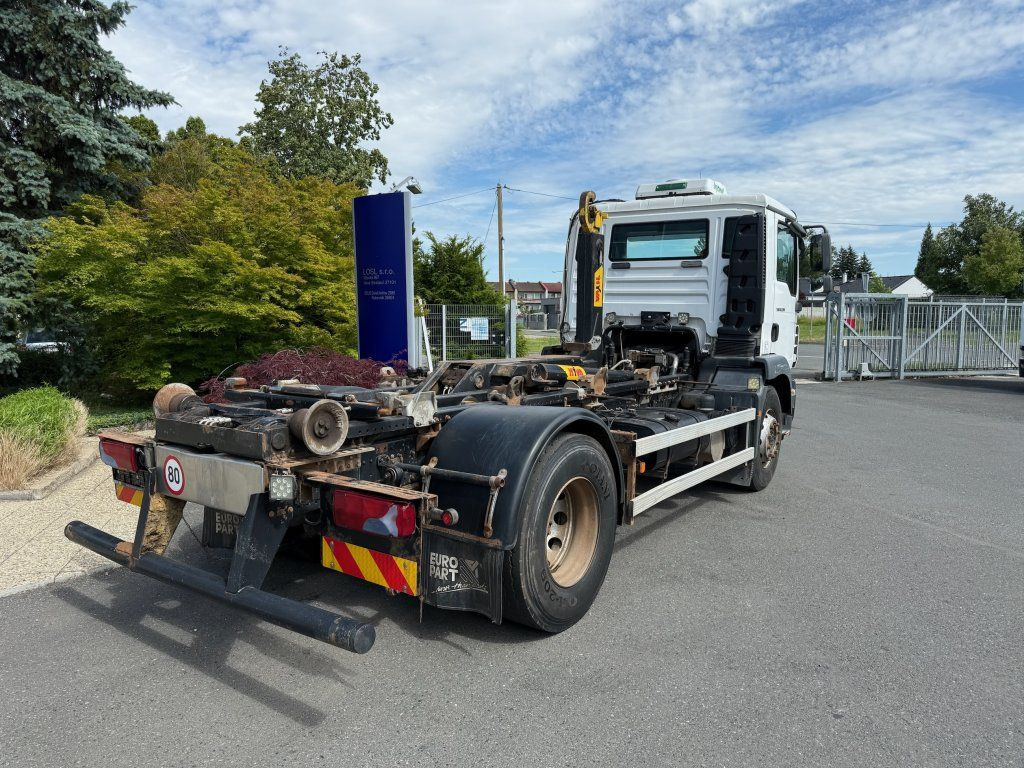 MAN TGM18.290 EURO 5 - Camión volquete: foto 4 MAN TGM18.290 EURO 5 - Camión volquete: foto 4
