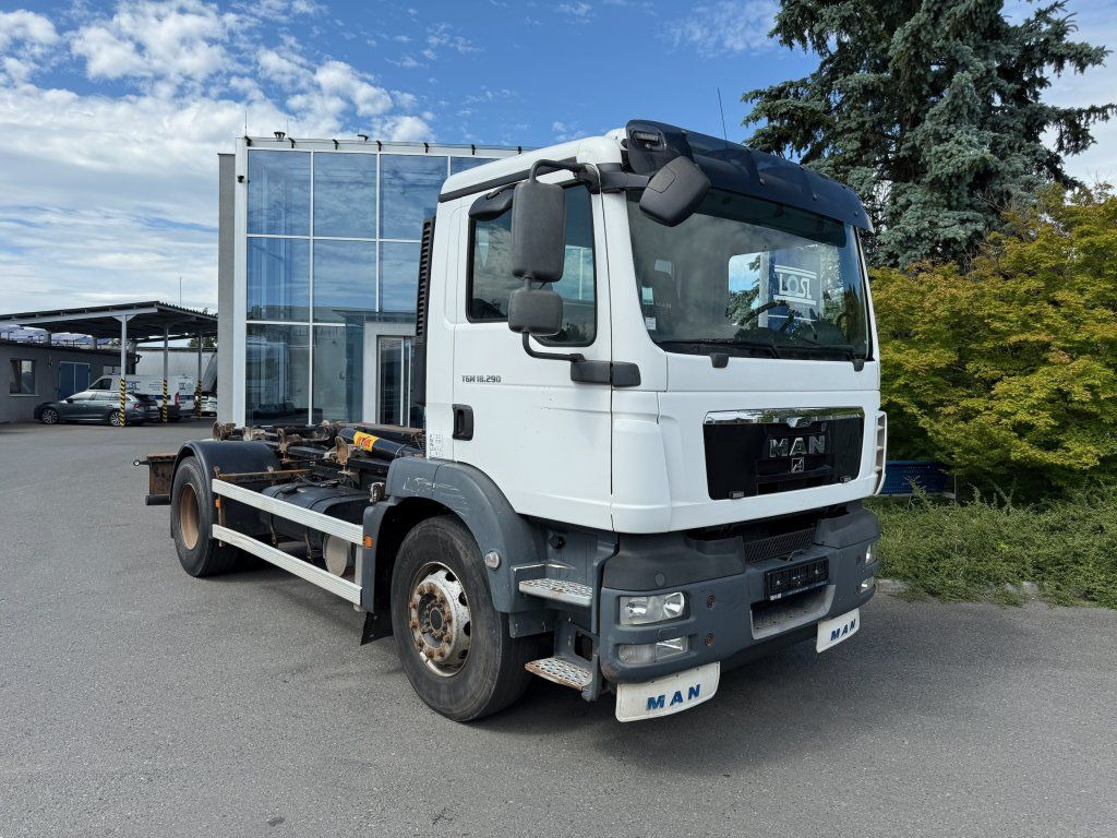 MAN TGM18.290 EURO 5 - Camión volquete: foto 2 MAN TGM18.290 EURO 5 - Camión volquete: foto 2