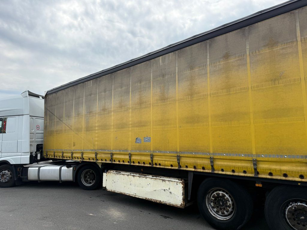 Schmitz Cargobull SCS24 - Semirremolque lona: foto 5 Schmitz Cargobull SCS24 - Semirremolque lona: foto 5