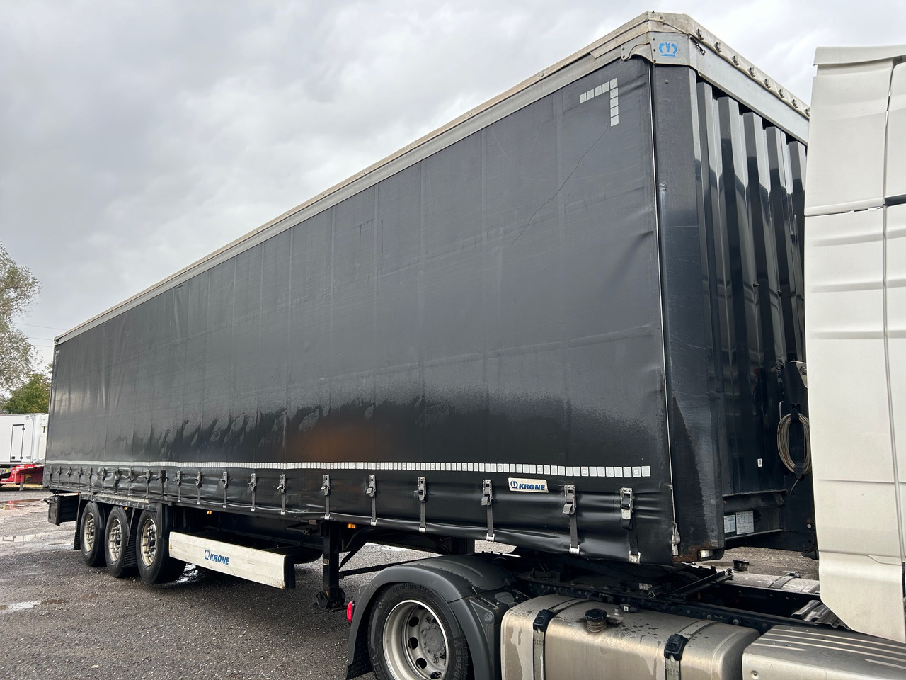KRONE Coil Liner 2017 Tautliner Coilmulde - Semirremolque lona: foto 1 KRONE Coil Liner 2017 Tautliner Coilmulde - Semirremolque lona: foto 1