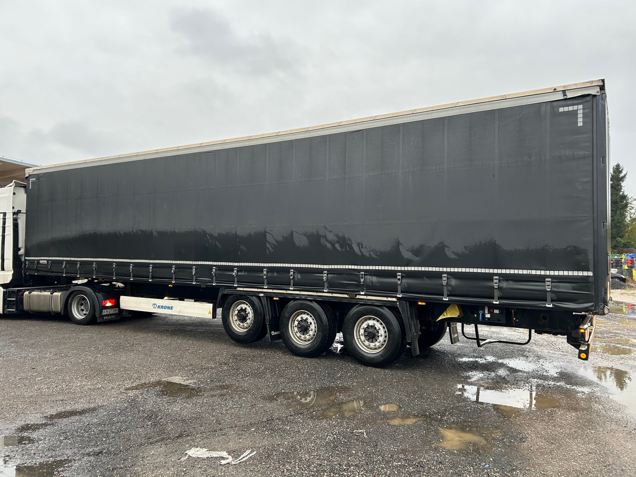 KRONE Coil Liner 2017 Tautliner Coilmulde - Semirremolque lona: foto 3 KRONE Coil Liner 2017 Tautliner Coilmulde - Semirremolque lona: foto 3
