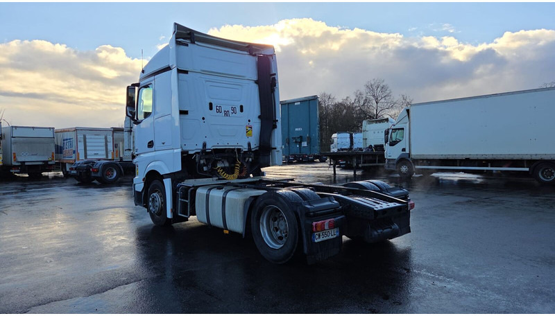 Mercedes-Benz Actros 1845 - Cabeza tractora: foto 3 Mercedes-Benz Actros 1845 - Cabeza tractora: foto 3