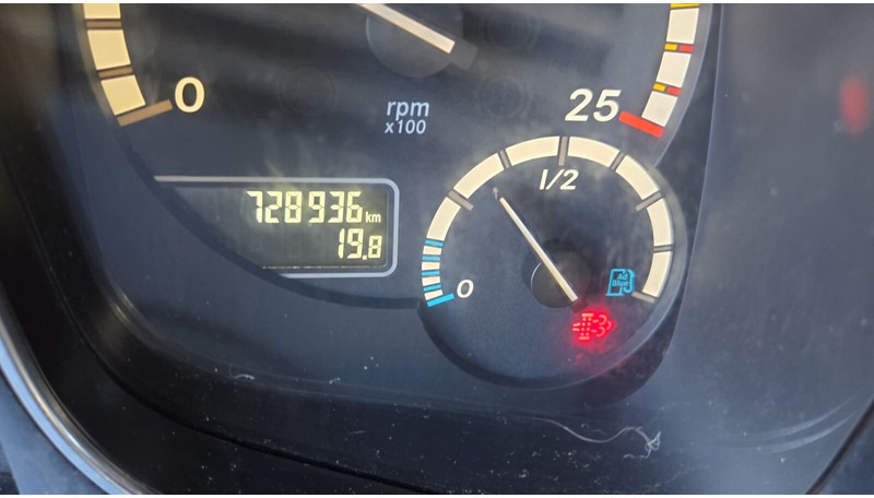 Mercedes-Benz Actros 1848 - Voith Retarder - Cabeza tractora: foto 5 Mercedes-Benz Actros 1848 - Voith Retarder - Cabeza tractora: foto 5